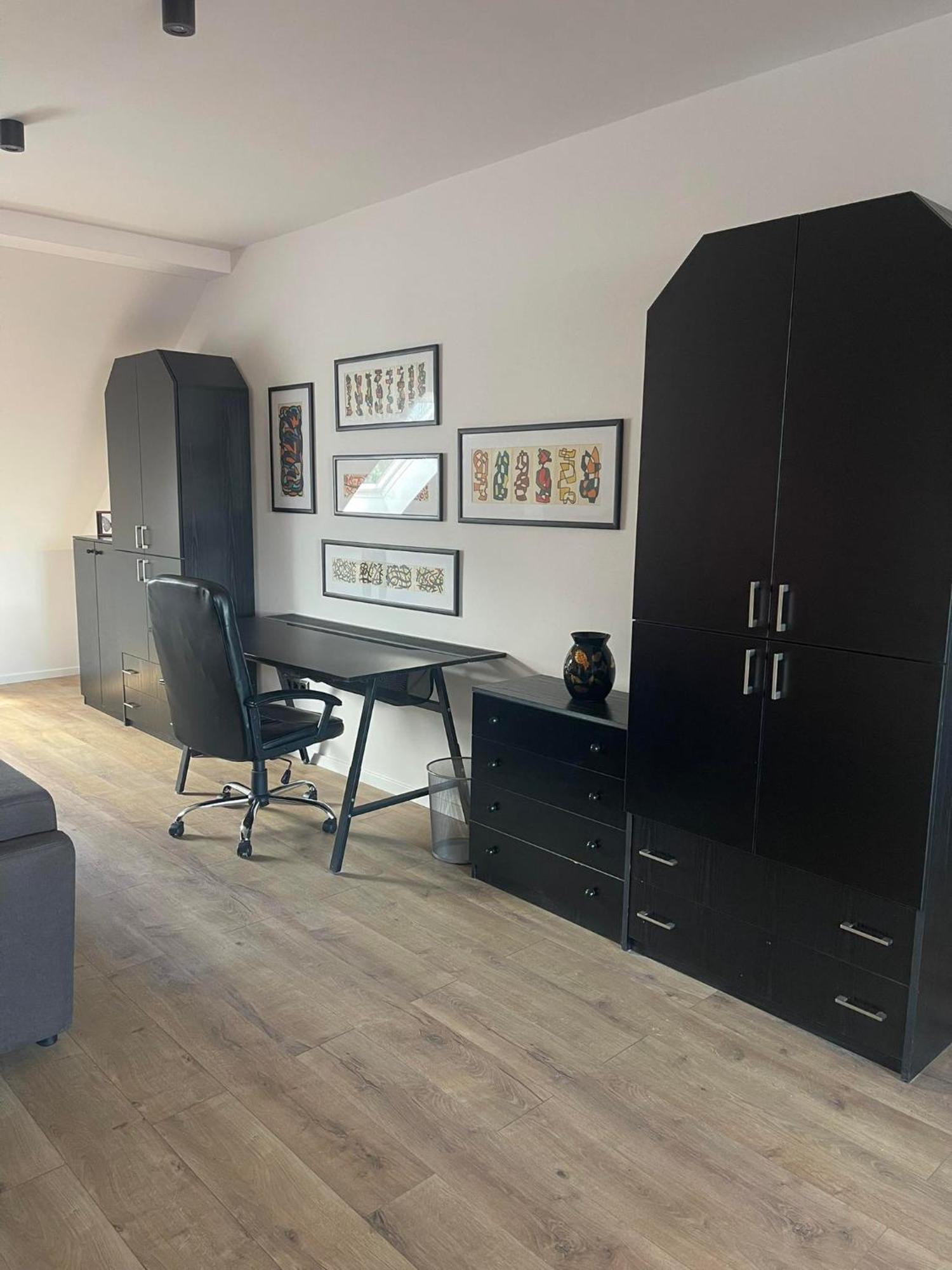 Hotello Apartmanhaz Es Panzio Залаэгерсег Экстерьер фото